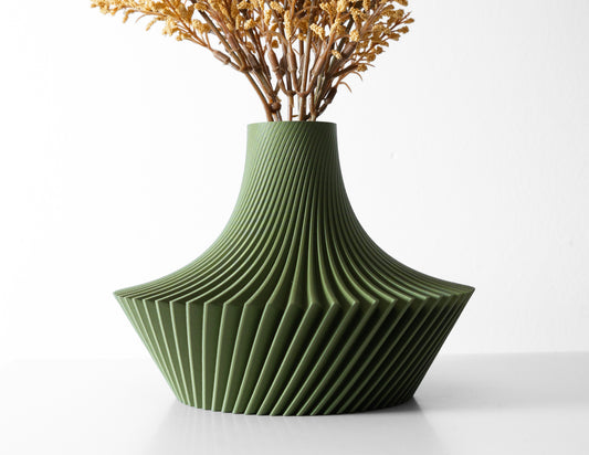 Kitan Short Vase, Modern and Unique Home Decor