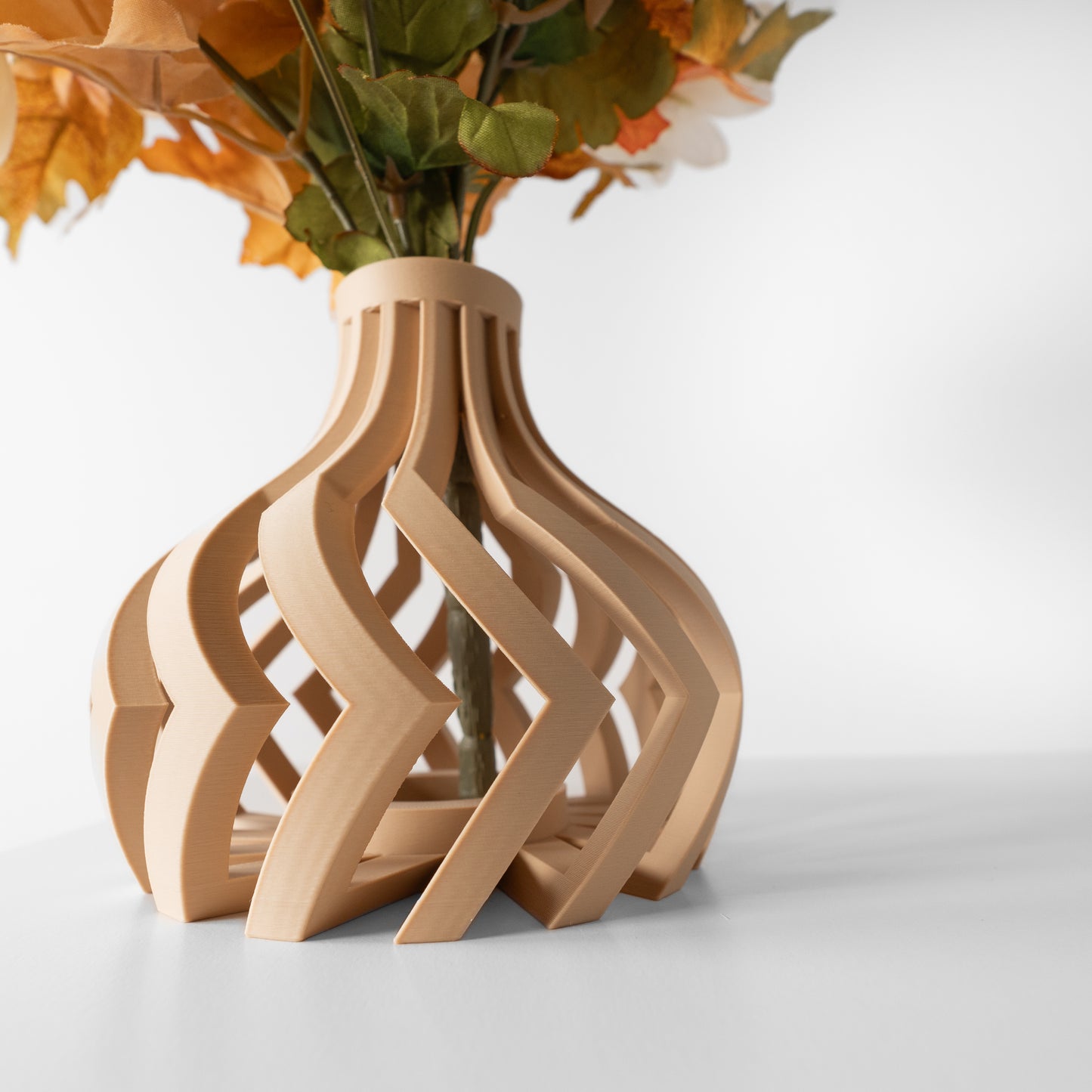 Lovi Short Vase, Modern and Unique Home Decor